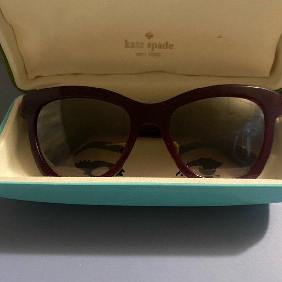 Sold!!!Katespade Sunglasses - Picture 4 of 4